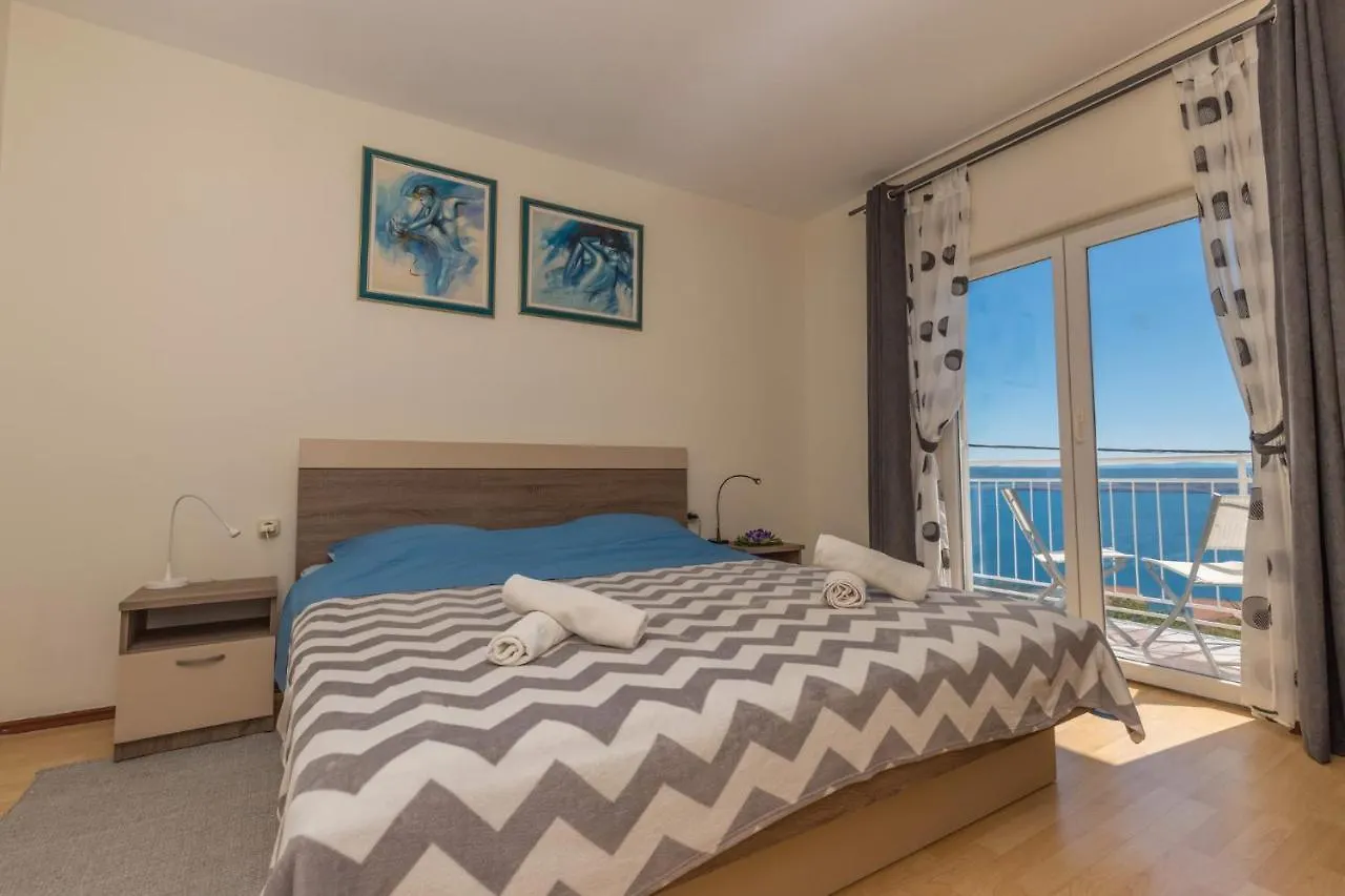 Apartment In Dramalj 41384