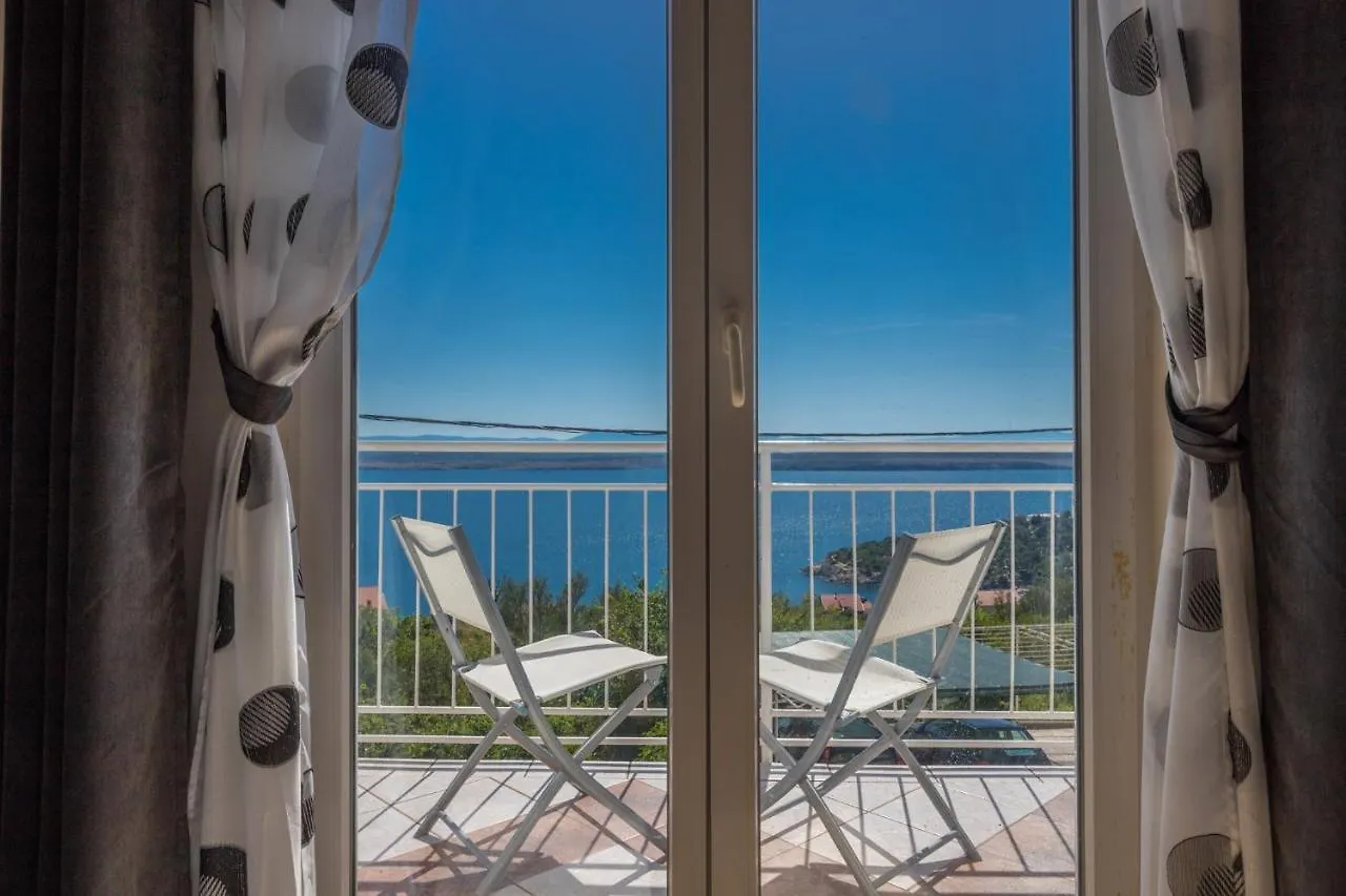 Apartment In Dramalj 41384